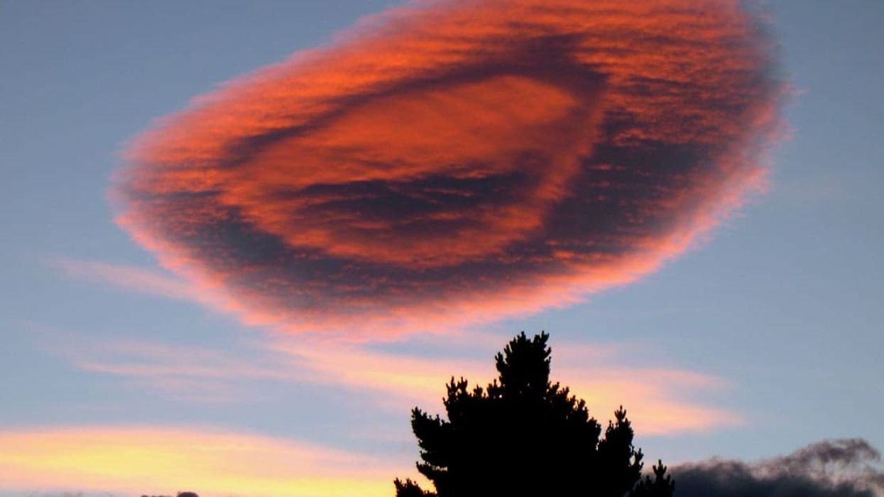 Bizarre 'UFO cloud' has been showing up exactly in the same spot for over 100 years