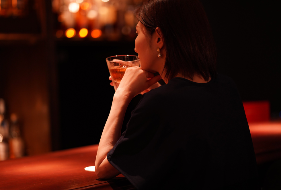 bartender, bystander intervention, bar safety, Max Gutierrez, Trinity Allie, viral tweet, secret note, women's safety, harassment, good news