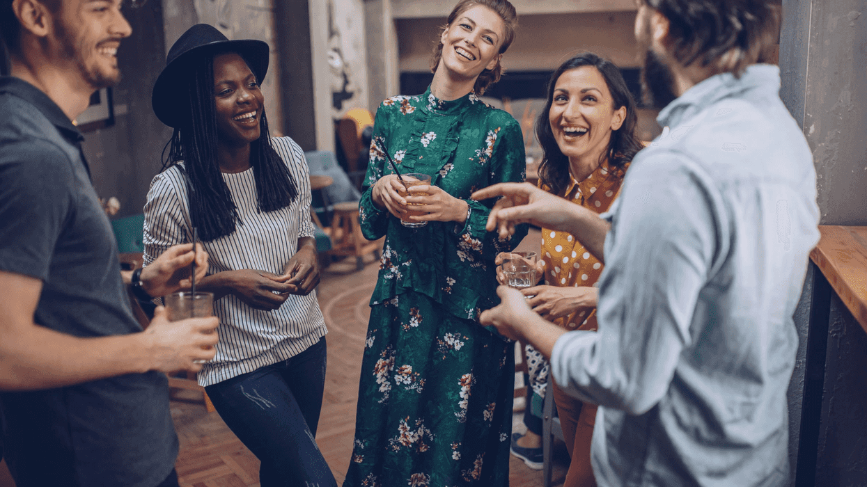 body language tips, how to be likable, nonverbal communication, mirroring psychology, eye contact rules, Duchenne smile, improve social skills, first impressions