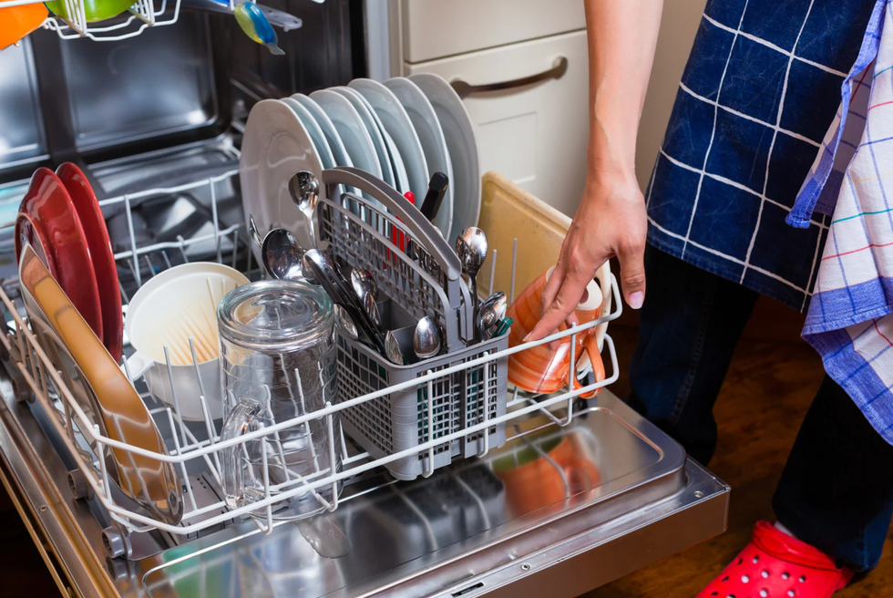 common mistakes, life hacks, Reddit, viral story, funny, relatable, household tips, appliances, dishwasher, laundry, TIL