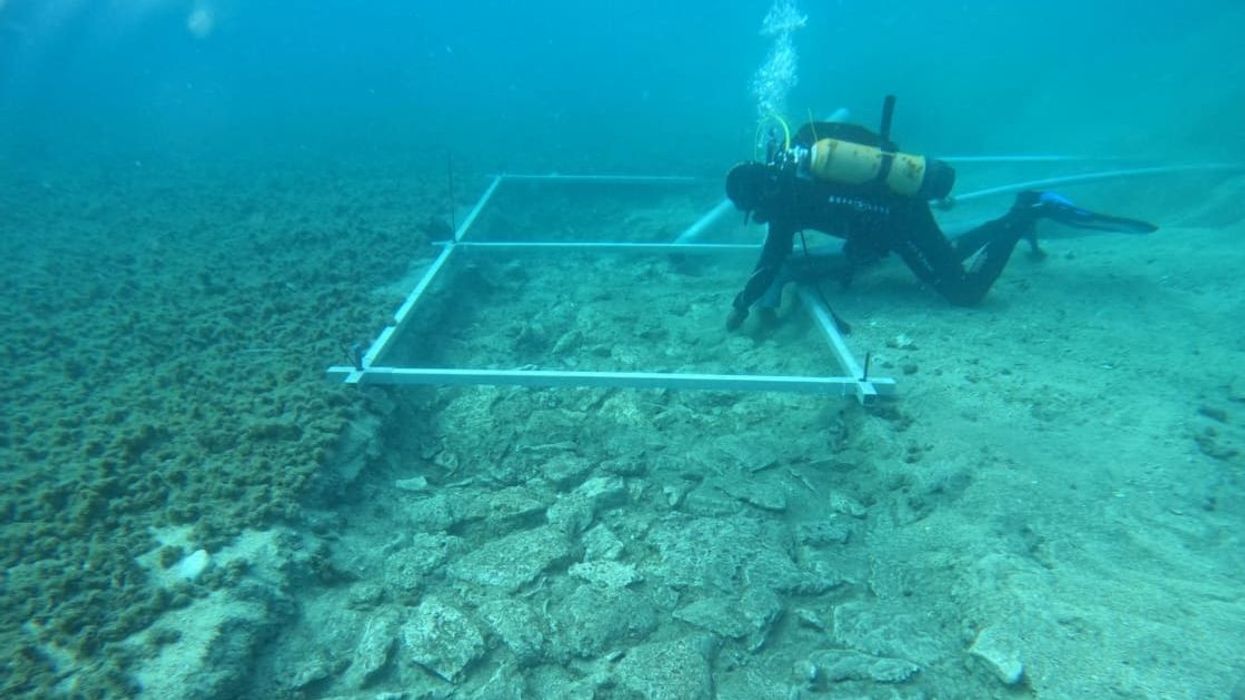 Scientists amazed at the discovery of an underwater road that points to a 7000-year-old city