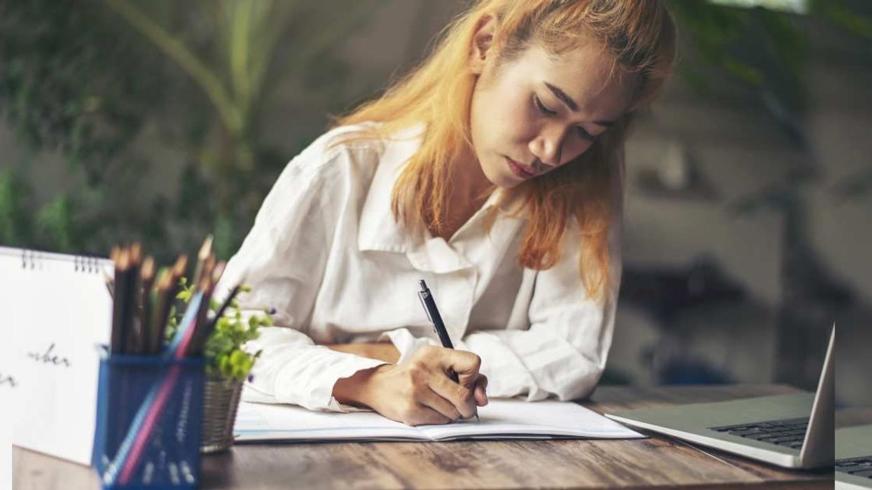 Headmaster called a boy 'worthless' in front of his mom, her response is a thing of legend