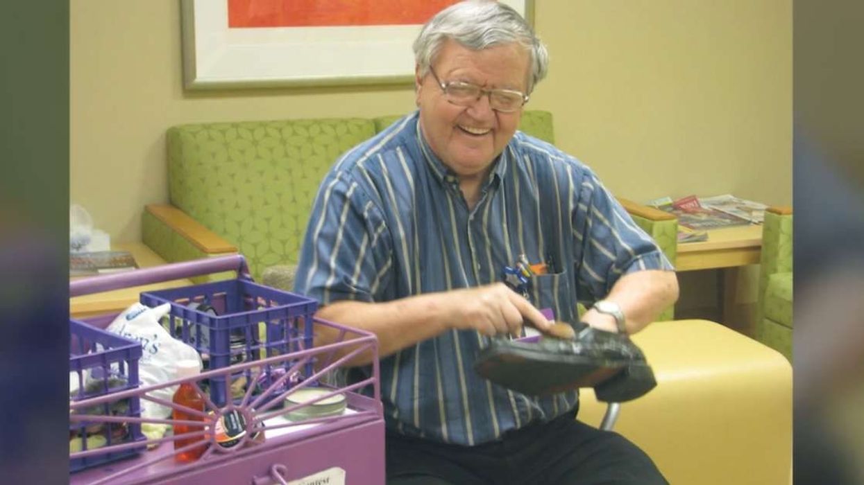 He saved $200k in tips by shining people's shoes but he didn't spend a cent on himself