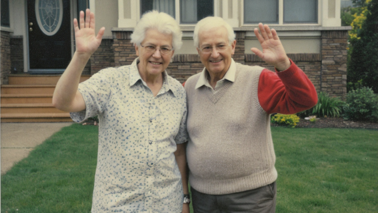 Deanna Dikeman, leaving and waving, family photos, aging parents, grief, saying goodbye, love and loss, photo series, driveway photos, emotional goodbye, family tradition, memory, aging, documentary photography, parent-child bond, photojournalism, visual storytelling, heartfelt goodbye, poignant story, touching photos