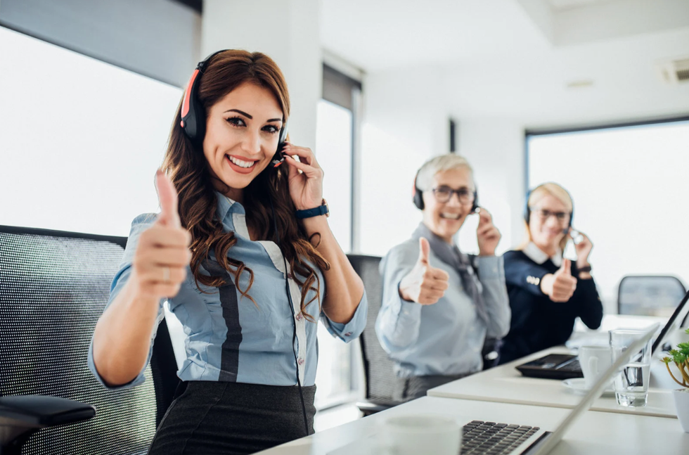 flirting, men, women, sexism, harassment, communication, customer service