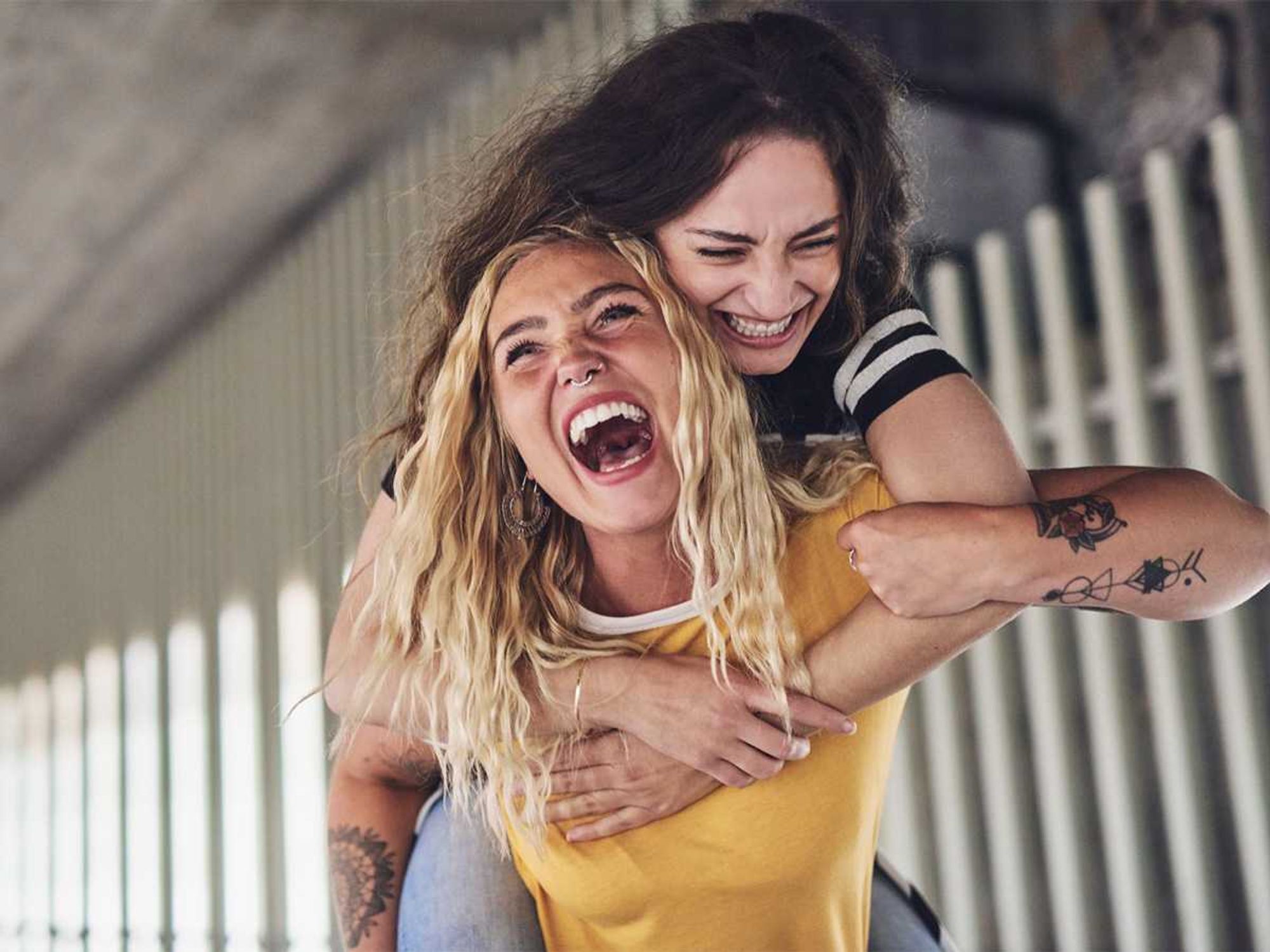 friends, inderdependent, people, lifestyle, satisfaction, frequency, vulnerability, touch