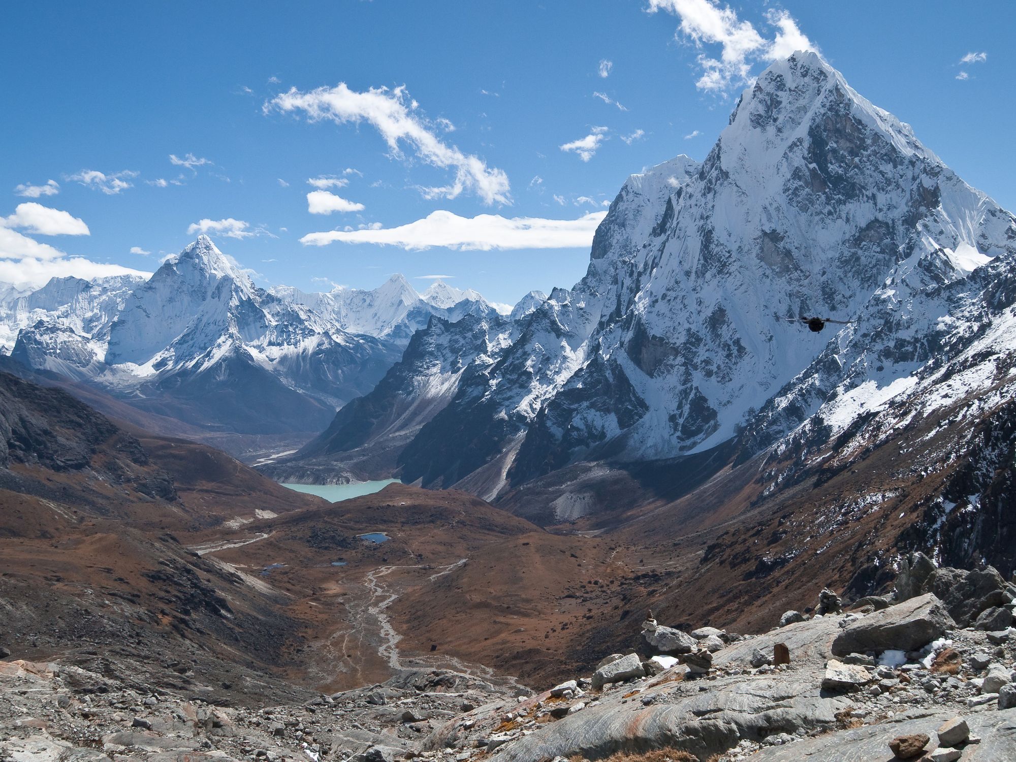 geology, plate tectonics, continental drift, mountain formation, Mount Everest, Tibetan Plateau, helium study, Stanford research, AGU 2023, delamination, seismic activity, earthquake risk, geodynamic research, Bhutan springs, Earth science, mantle rocks