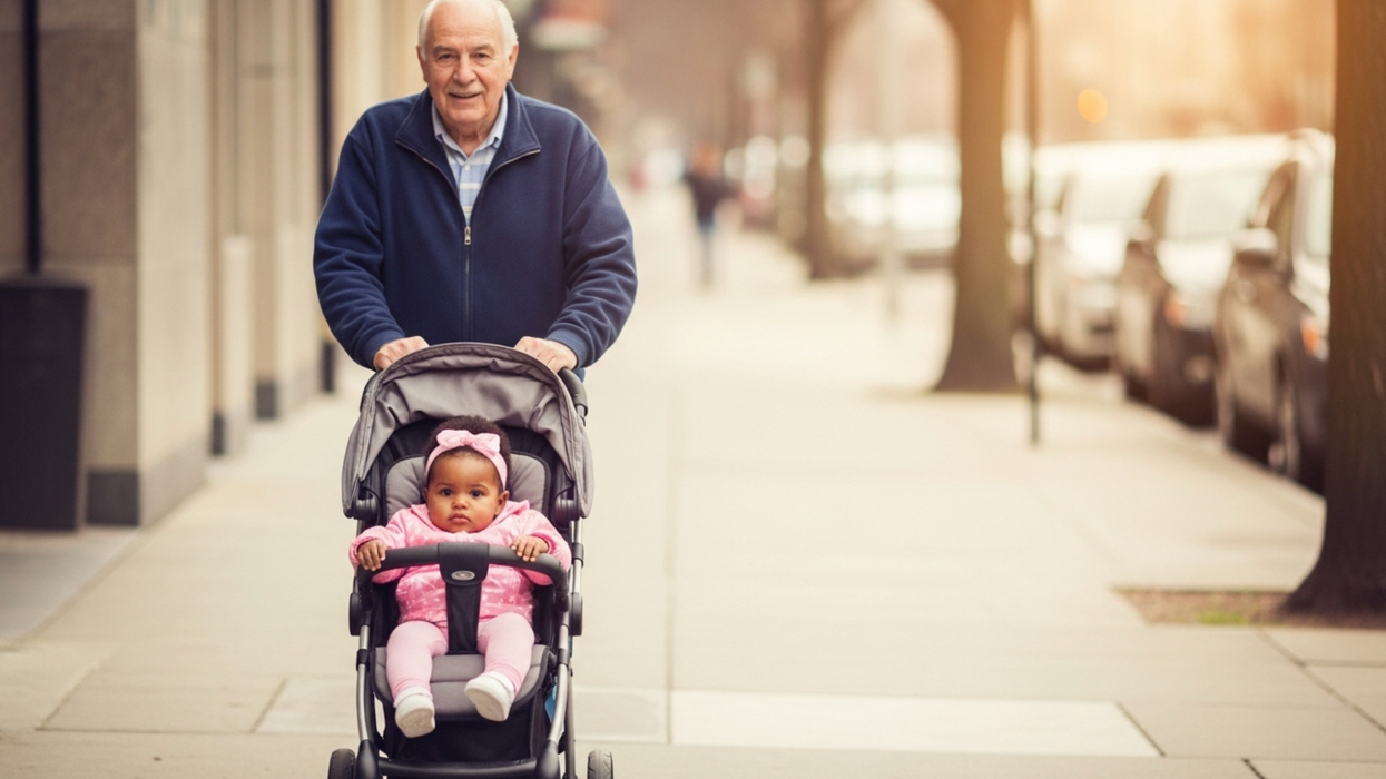 grandparent caregiver, single mom support, viral family stories, mary lentz, parenting hacks, family bonds, uplifting news, illinois mayor