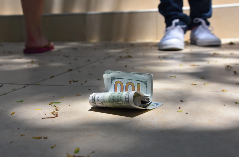 hidden cash, heartwarming stories, kindness story, unexpected surprises, coach purse, pay it forward, emotional note, viral TikTok