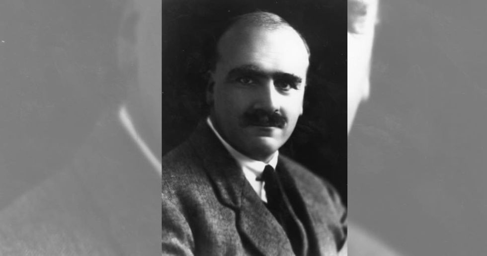 Image Source: British scientist John Burdon Sanderson Haldane (1892 - 1964) (Photo by Hulton Archive/Getty Images)