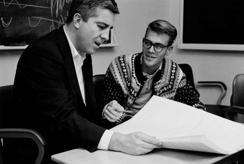 Image Source: Dr. William Dement talks with Randy Gardner about the results of a polygraph test during a sleep deprivation experiment. Gardner set the world record by staying awake for over 264 hours. (Photo by Don Cravens/Getty Images)