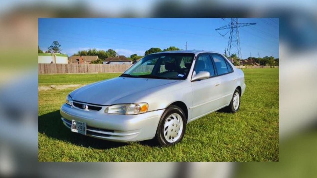 Hilarious Craigslist ad for 1999 Corolla is a work of art worthy of the Louvre Museum