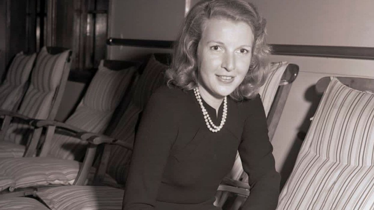 The only journalist to report on D-Day landings from the ground was a woman. Here's how she did it.