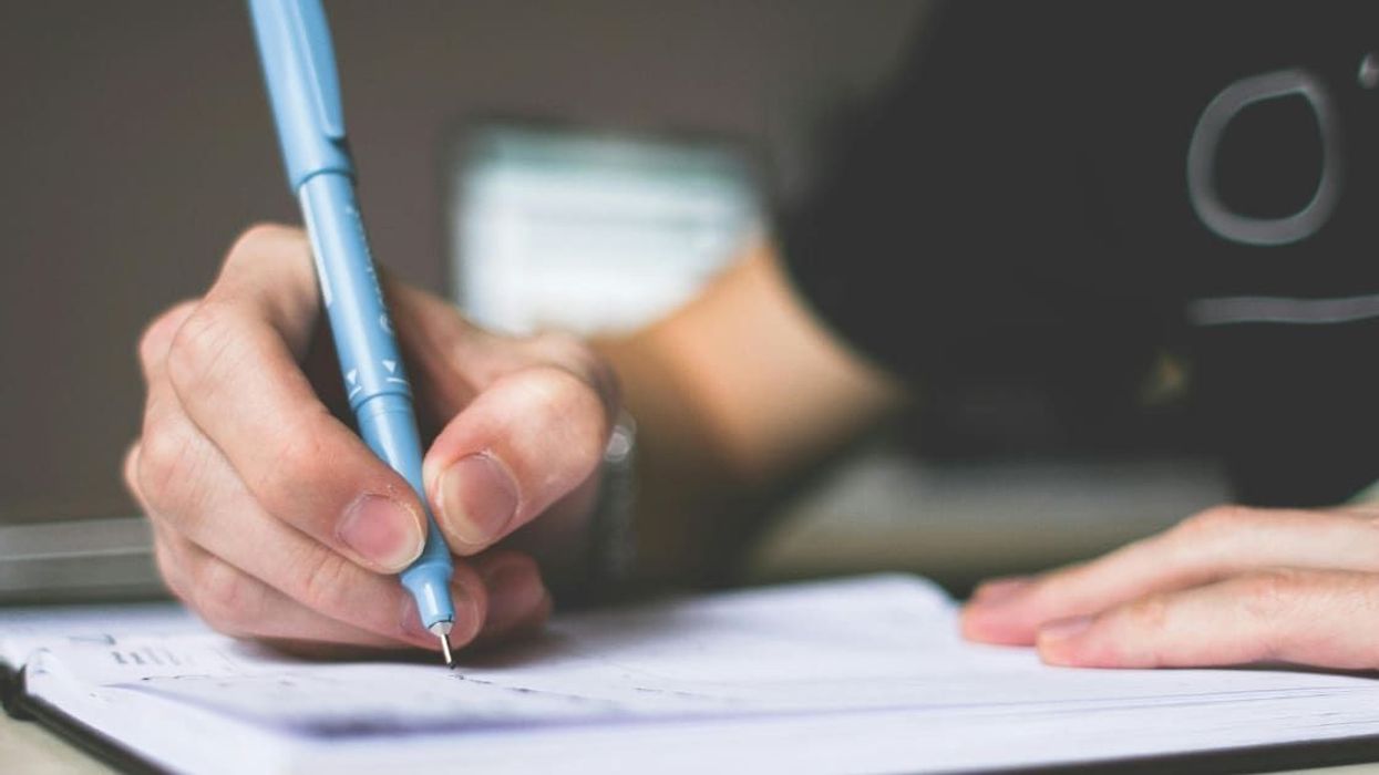 Here's why you should continue writing by hand in the age of tech