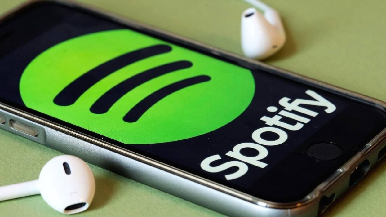 Spotify's 'AI DJ' recommending songs from just 3 seconds of what people are listening to is mindblowing