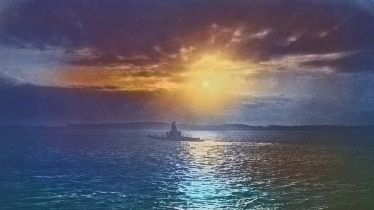 Footage of circular glowing formation makes people wonder if it's a 'portal to another dimension'