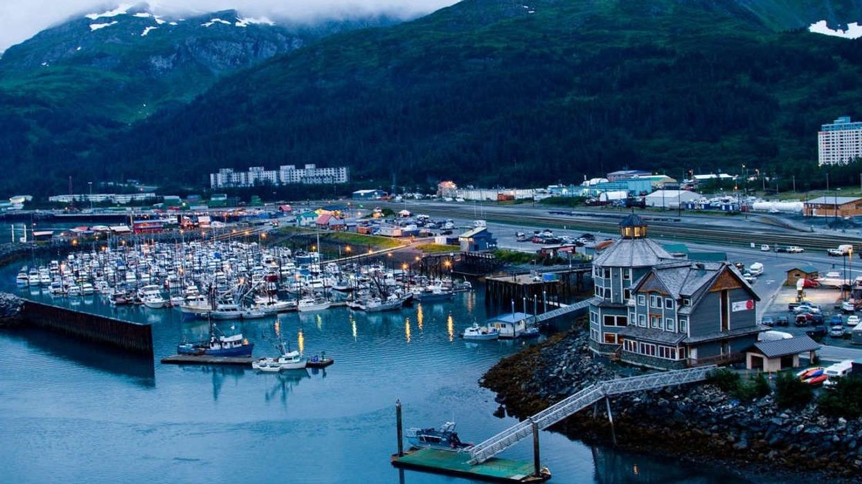 Residents of remote American town must race home every night before 10 pm to avoid getting locked out