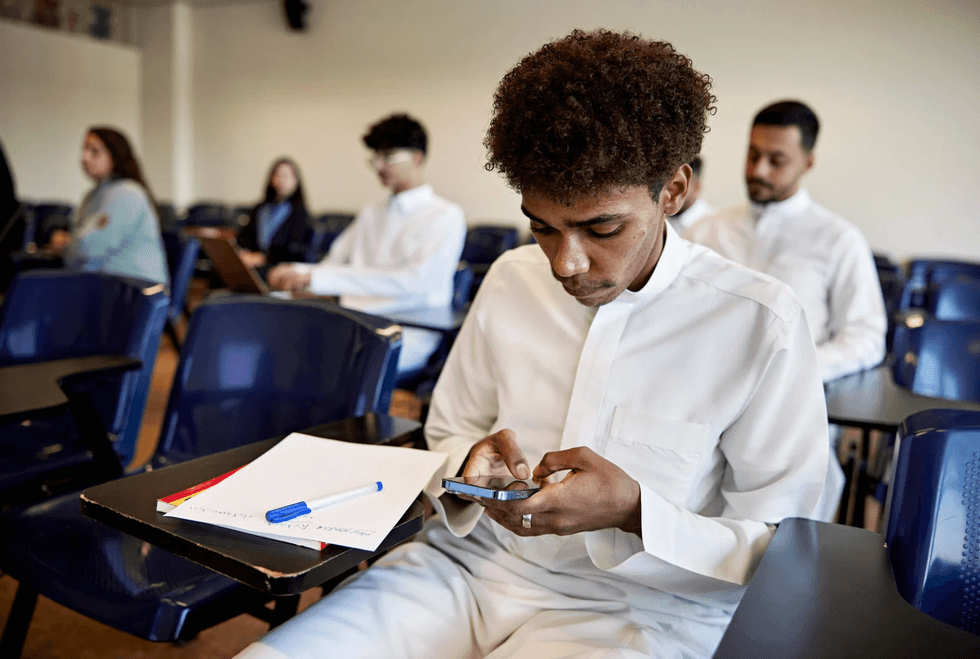 intelligence moral foundations study 2025, cognitive ability empathy research, Zakharin Bates University of Edinburgh, smart people less empathetic, moral foundations theory, IQ morality research, analytical thinking moral intuition, intelligence ethics study, journal Intelligence 2025, cognitive ability moral values