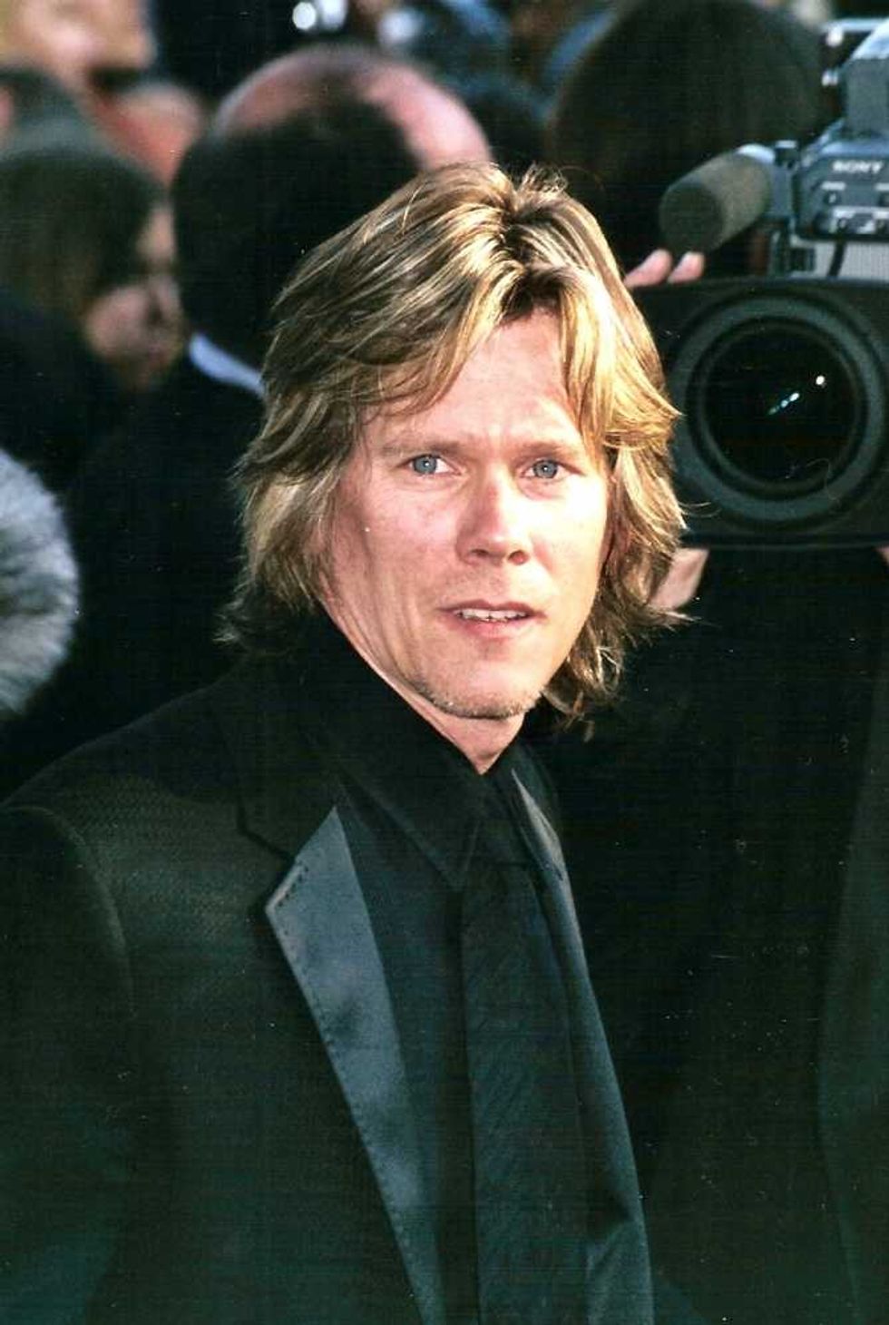 Kevin Bacon, undercover, prosthetics, fame, celebrity, anonymity, social experiment, The Grove, Graham Norton Show, viral story
