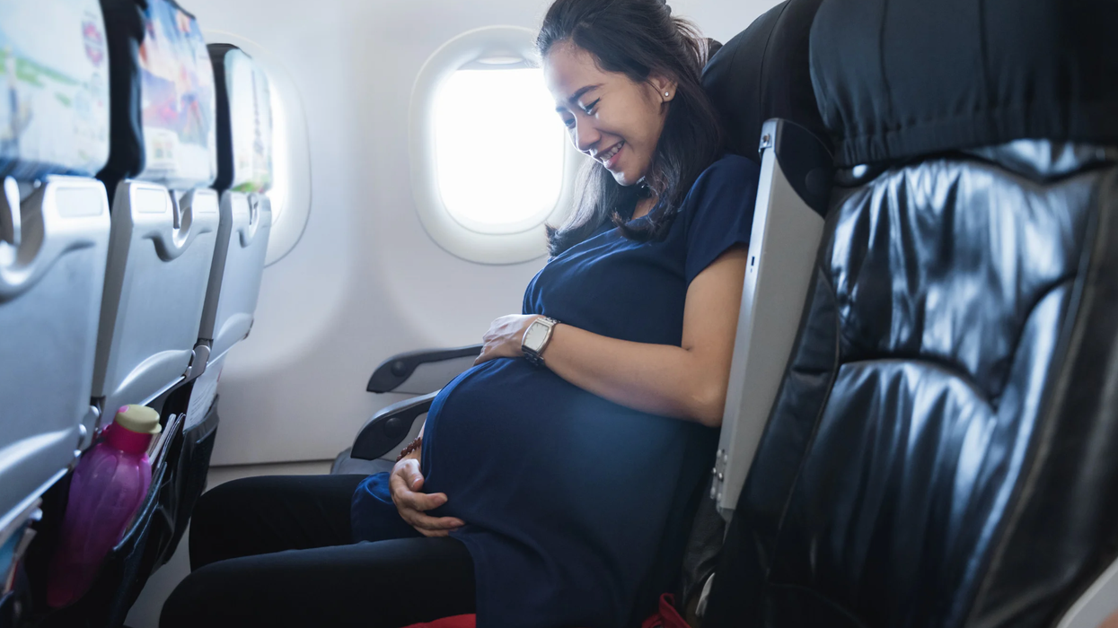 kindness, act of kindness, pilot, airline story, pregnancy, good news, viral video, TikTok, travel, customer service, humanity