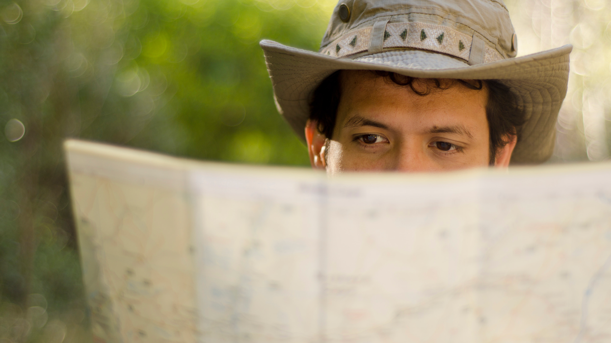 Li Jingwei, kidnapped map, family reunion, Douyin, child trafficking, hand-drawn map, Zhaotong, viral video, China news, emotional reunion