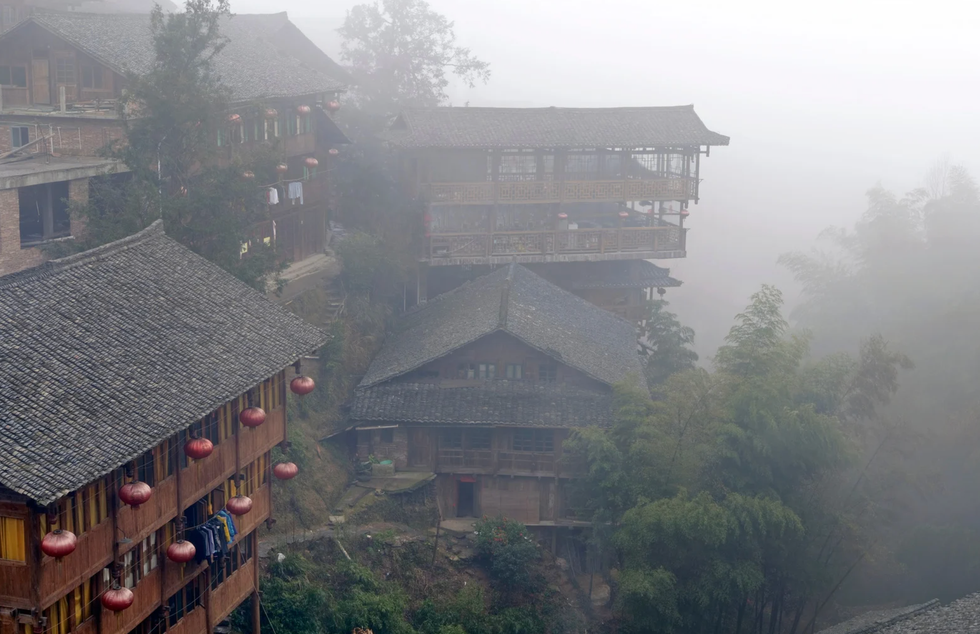 Li Jingwei, kidnapped map, family reunion, Douyin, child trafficking, hand-drawn map, Zhaotong, viral video, China news, emotional reunion
