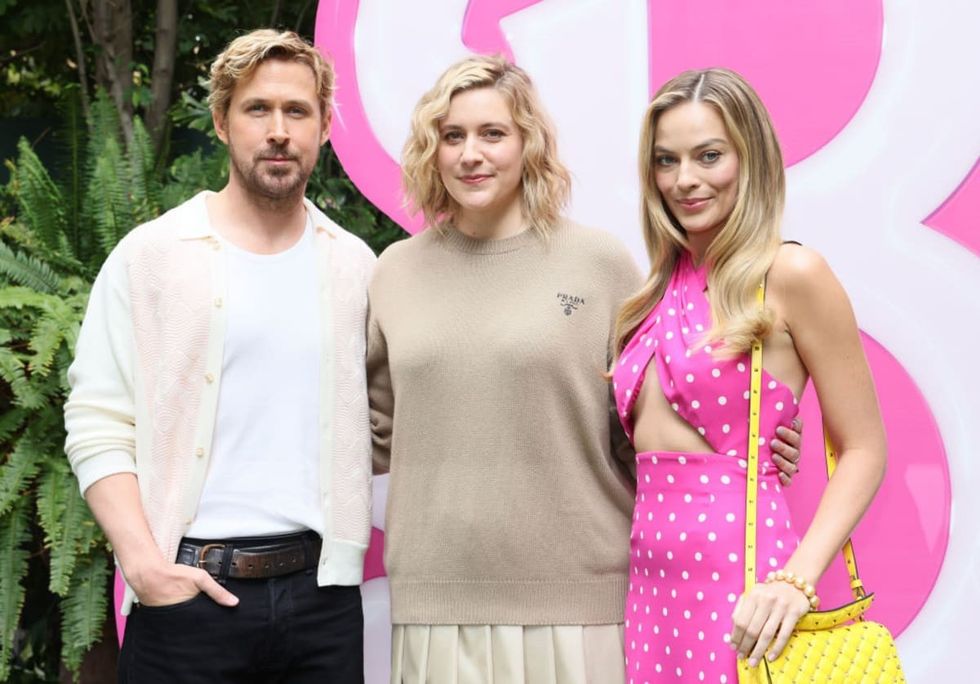 LOS ANGELES, CALIFORNIA - JUNE 25: (L-R) Ryan Gosling, Greta Gerwig and Margot Robbie attend the press junket and photo call for