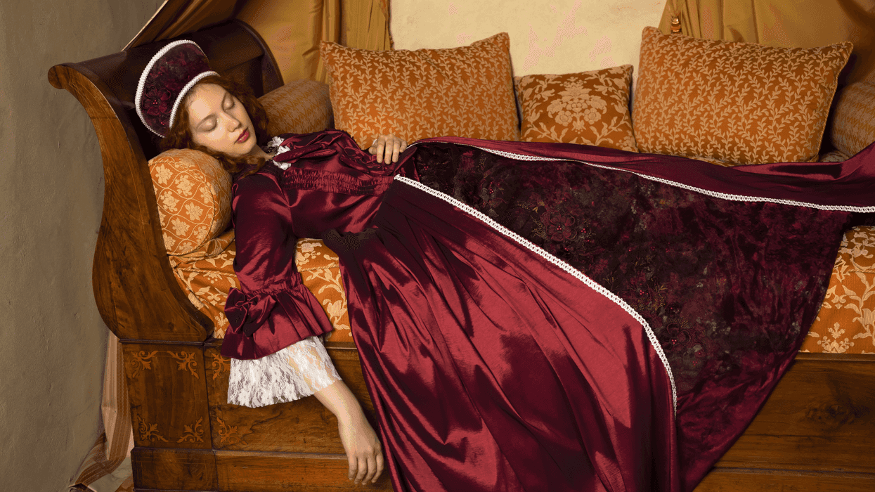 medieval sleep cycle, segmented sleep benefits, biphasic sleep, Roger Ekirch sleep history, polyphasic sleep famous people, insomnia natural cures, sleep inertia