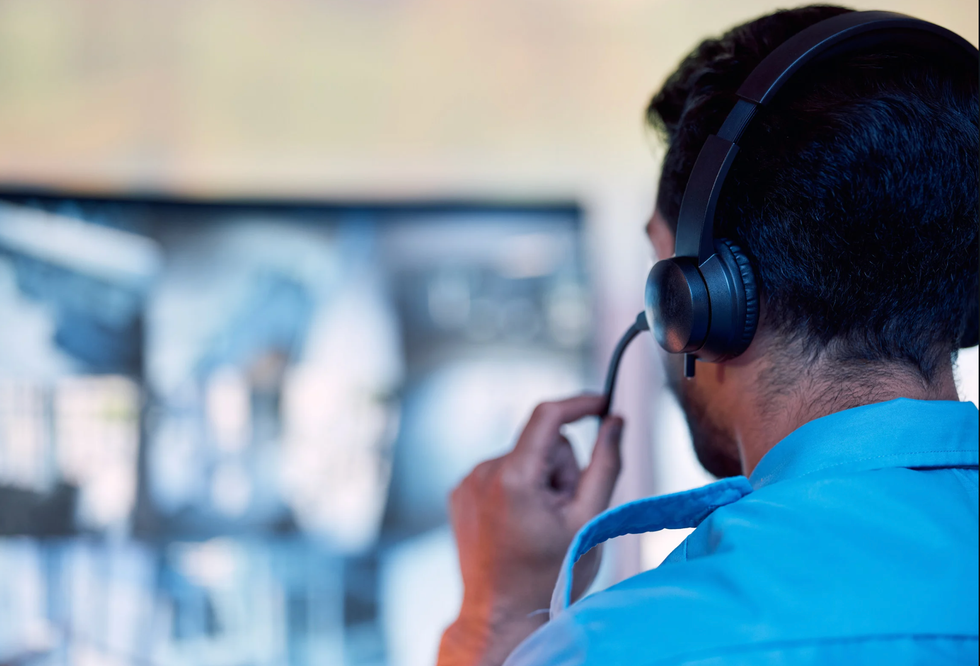 missing brother found, reunited after decades, cold case solved, woman recognizes brother, family reunion story, missing persons miracle, missing sibling found alive, Tommy missing person case