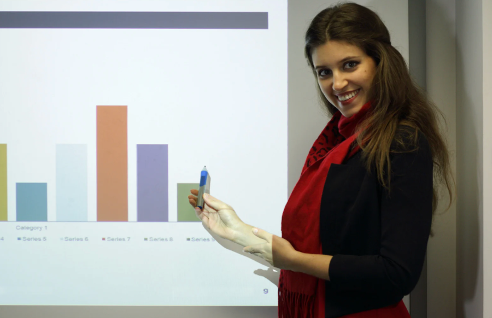 moving with kids, parenting win, dad powerpoint, family move, viral video, instagram parenting, teacher dad, greg karlton sherman, lorelle sherman, snellville georgia