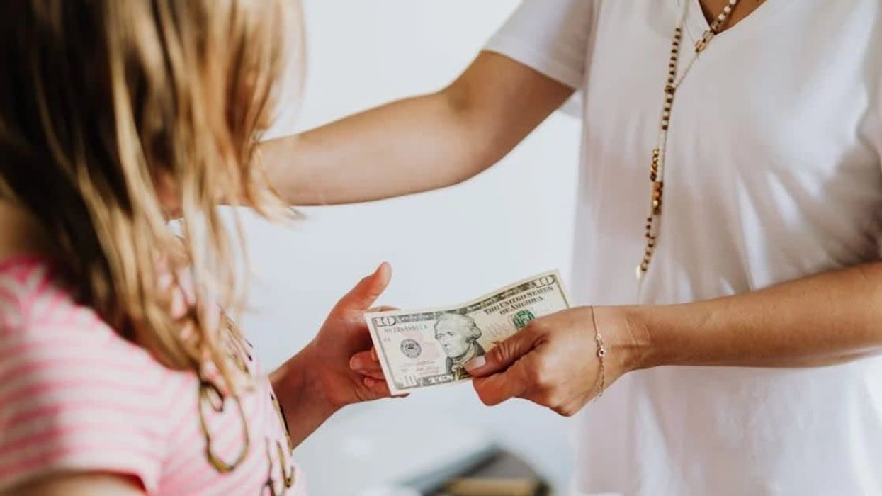 11-year-old saves money to give to her mom on her birthday along with a hilariously adorable note