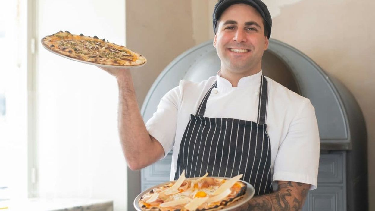 Pizza shop owner receives heartfelt apology from man who didn't pay for pizza 13 years ago