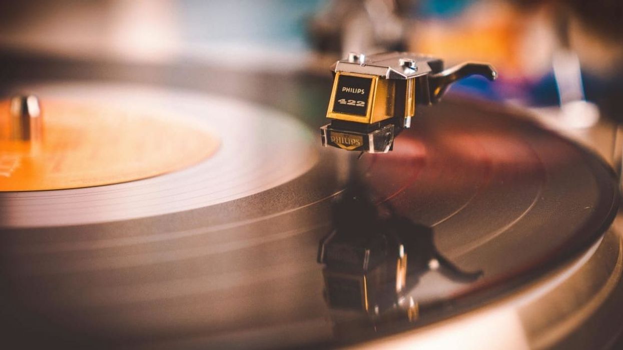 Vinyl records are now outselling CDs after decades and it feels like time is turning back