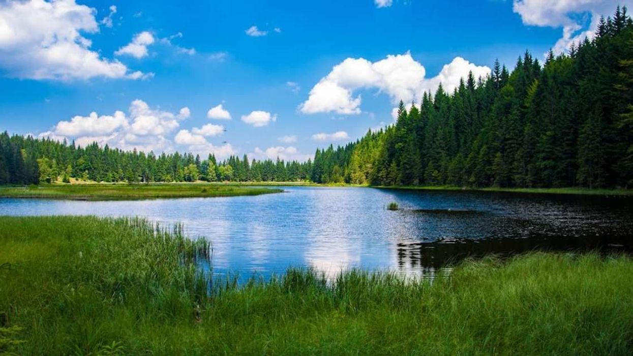 Scientists discover treasure worth $540 billion sitting beneath a gigantic lake