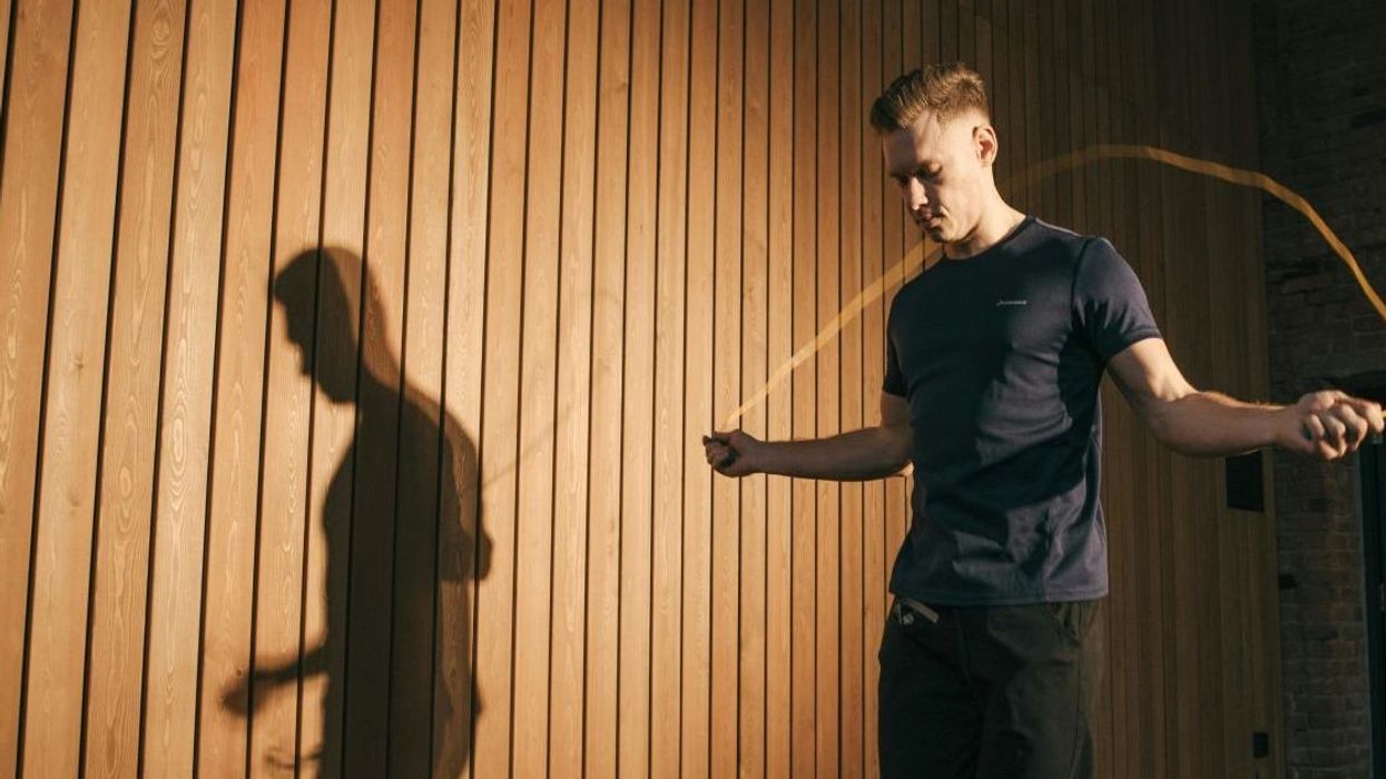 Video of nimble dancer jumping rope without actually doing it is mesmerizing