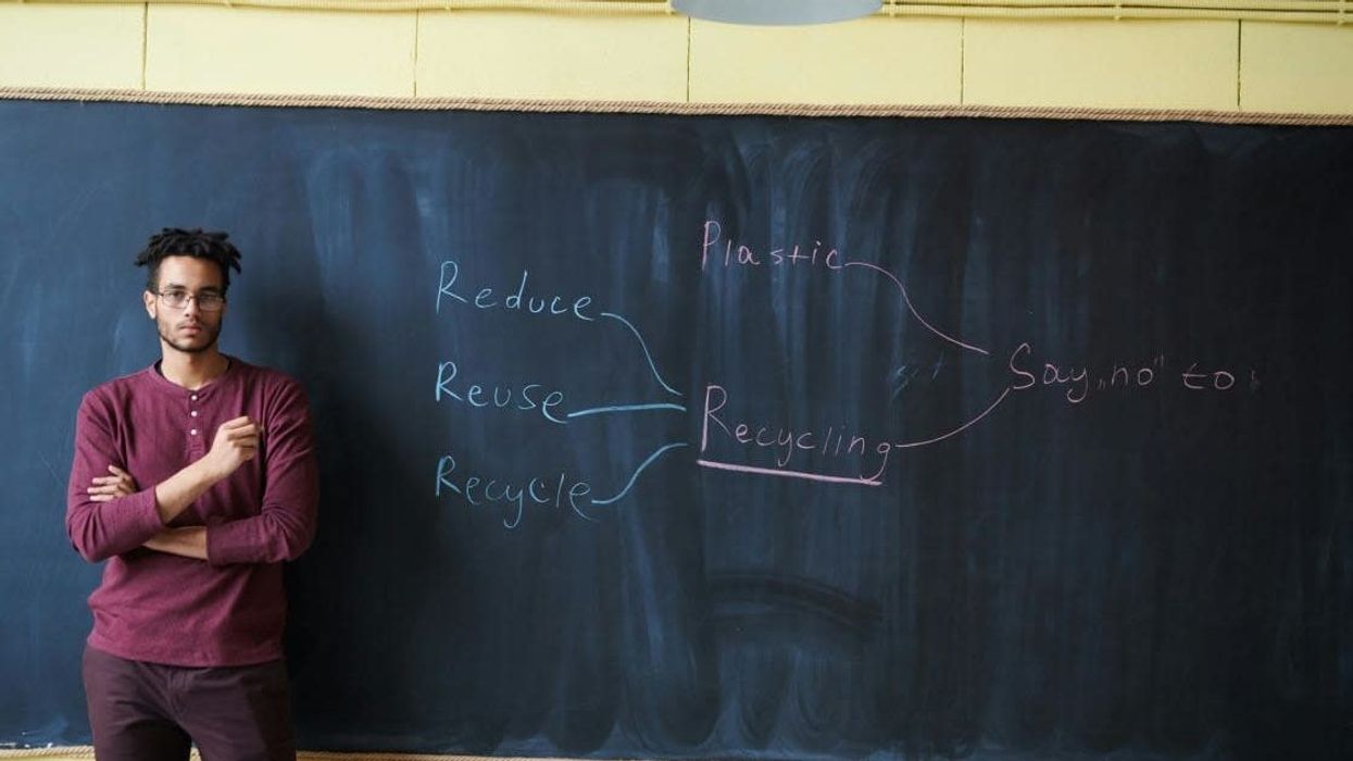 Fourth-grade teacher debunks the claim that teachers only work '8 to 9 months per year'