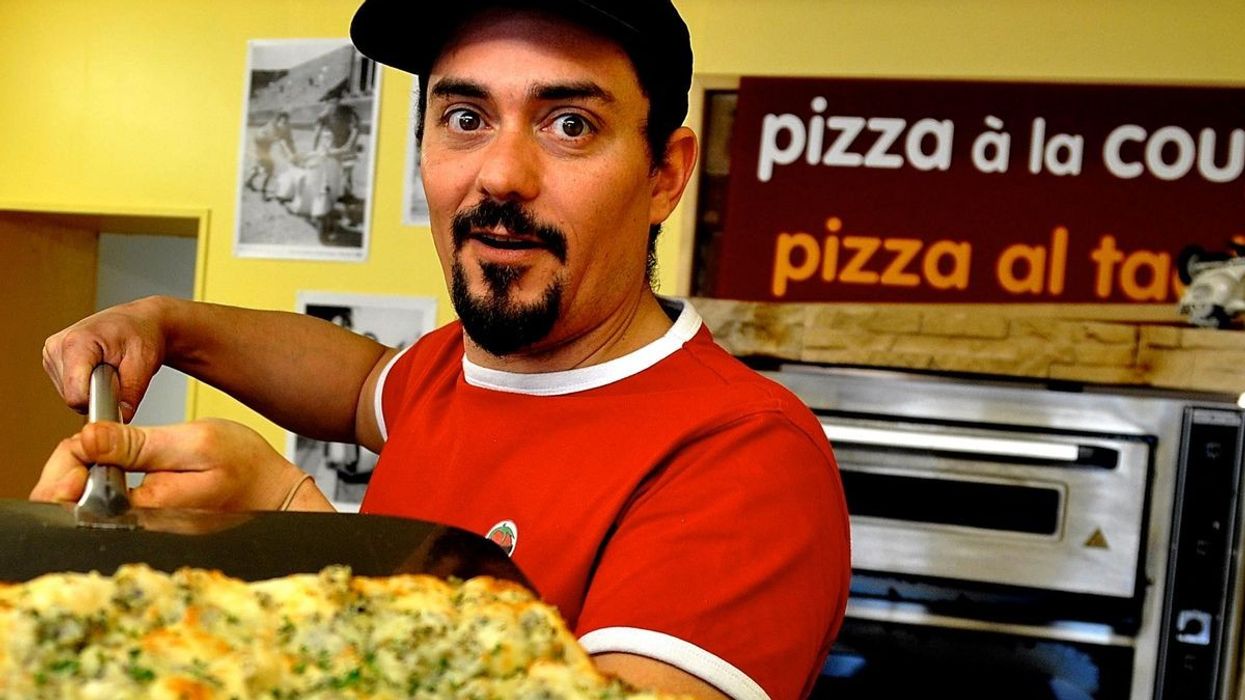 service, good deeds, food, homeless, help, helping the homeless, pizza