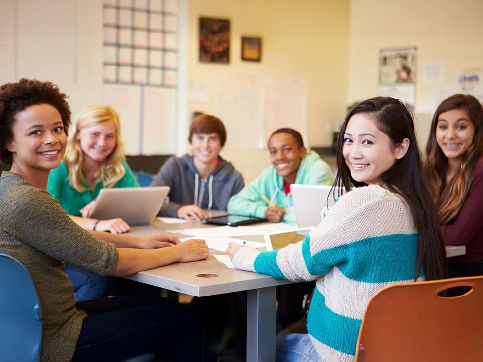 sociolinguists, linguist, speech patterns, meanings, vocabulary, patterns of speech, age-grading