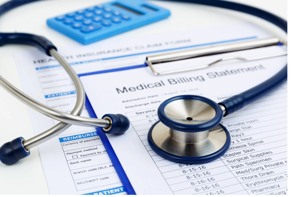 spanish healthcare, er visit cost, ana ochoa, healthcare abroad, ambulance cost usa, viral tiktok health, american healthcare, madrid hospital, fractured humerus, international healthcareHospital bill