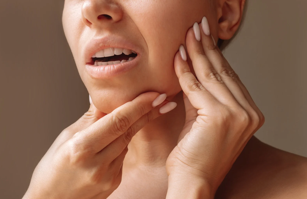 tmj disorder, jaw click fix, chatgpt health advice, ai success story, jaw pain, tmj treatment, viral reddit post, ai and healthcare, physical therapy, jaw popping