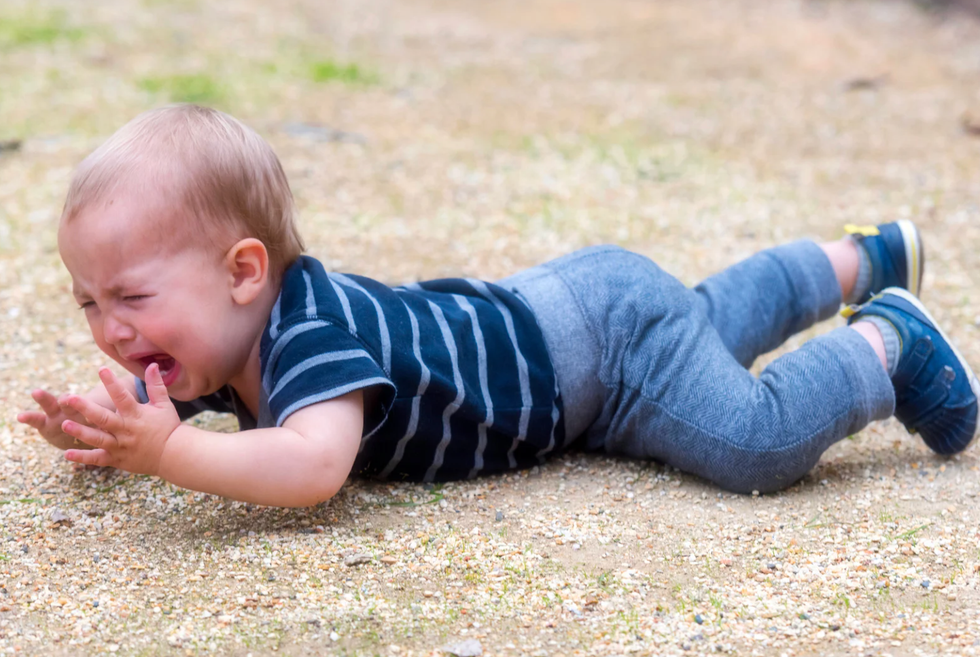 toddler tantrums, gentle parenting, viral tiktok, parenting hacks, mom tips, creative parenting, toddler tips, alivia cromartie