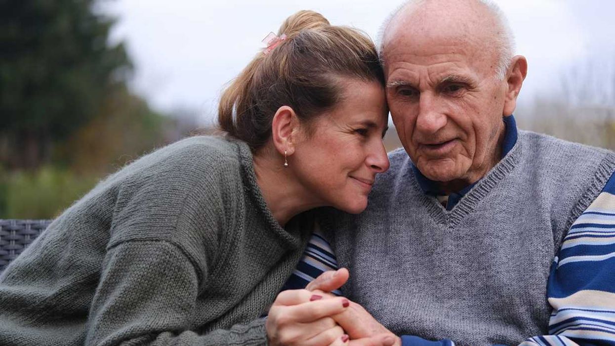 vaccines, father, daughter, chickenpox, virus, dementia, memory, thinking, brain