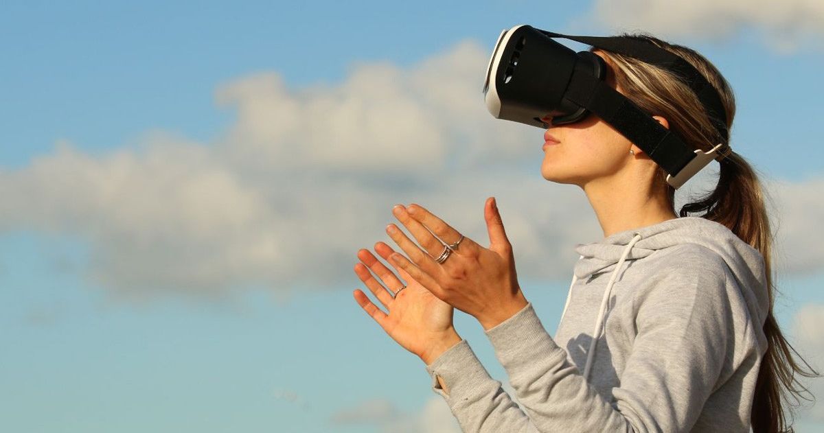 VR, virtual reality, goggles, VR Goggles, mental strain, nausea, desktop computer, usability issues