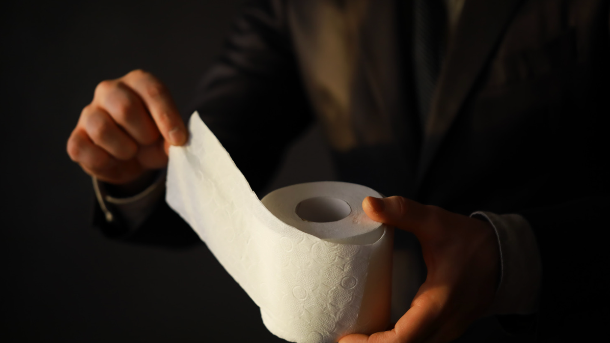 wiping, hygiene, perianal dermatitis, dermatologist, bidet, wet wipes, toilet paper, health, bathroom, Dr. Curtis Asbury