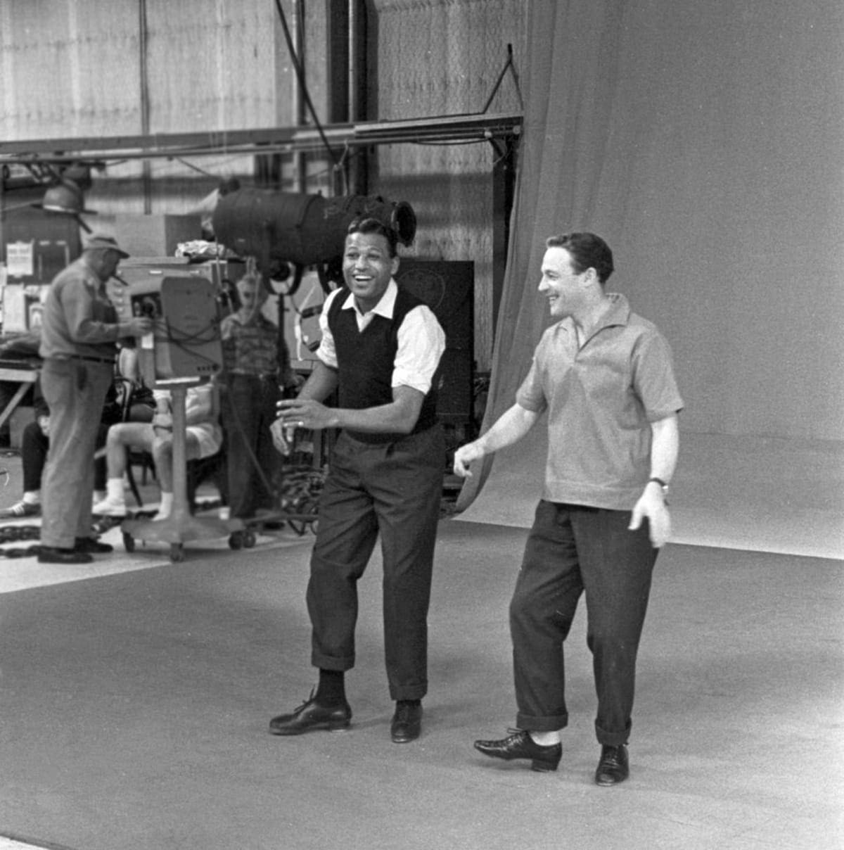 Boxing Legend Sugar Ray Robinson dancing with Gene Kelly for Dancing Is a Man's Game on NBC-TV Omnibus on December 21, 1958. (Photo by Jack Mitchell/Getty Images)