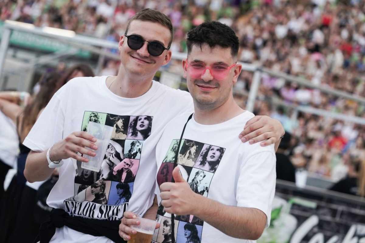 Image Source: Fans during