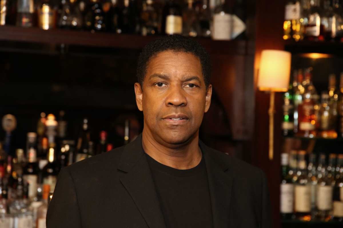 Image Source: Denzel Washington attends the Broadway cast of