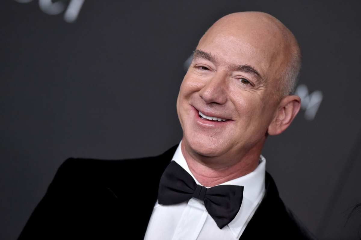 Image Source: Jeff Bezos attends the 10th Annual LACMA Art+Film Gala presented by Gucci at Los Angeles County Museum of Art on November 06, 2021 in Los Angeles, California. (Photo by Axelle/Bauer-Griffin/FilmMagic)