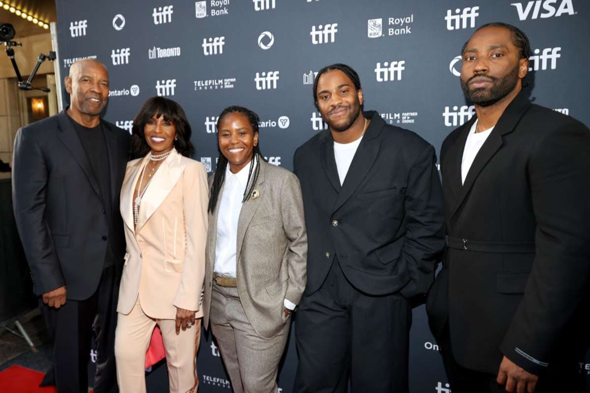 Image Source: (L-R) Denzel Washington, Pauletta Washington, Katia Washington, Malcolm Washington and John David Washington promote