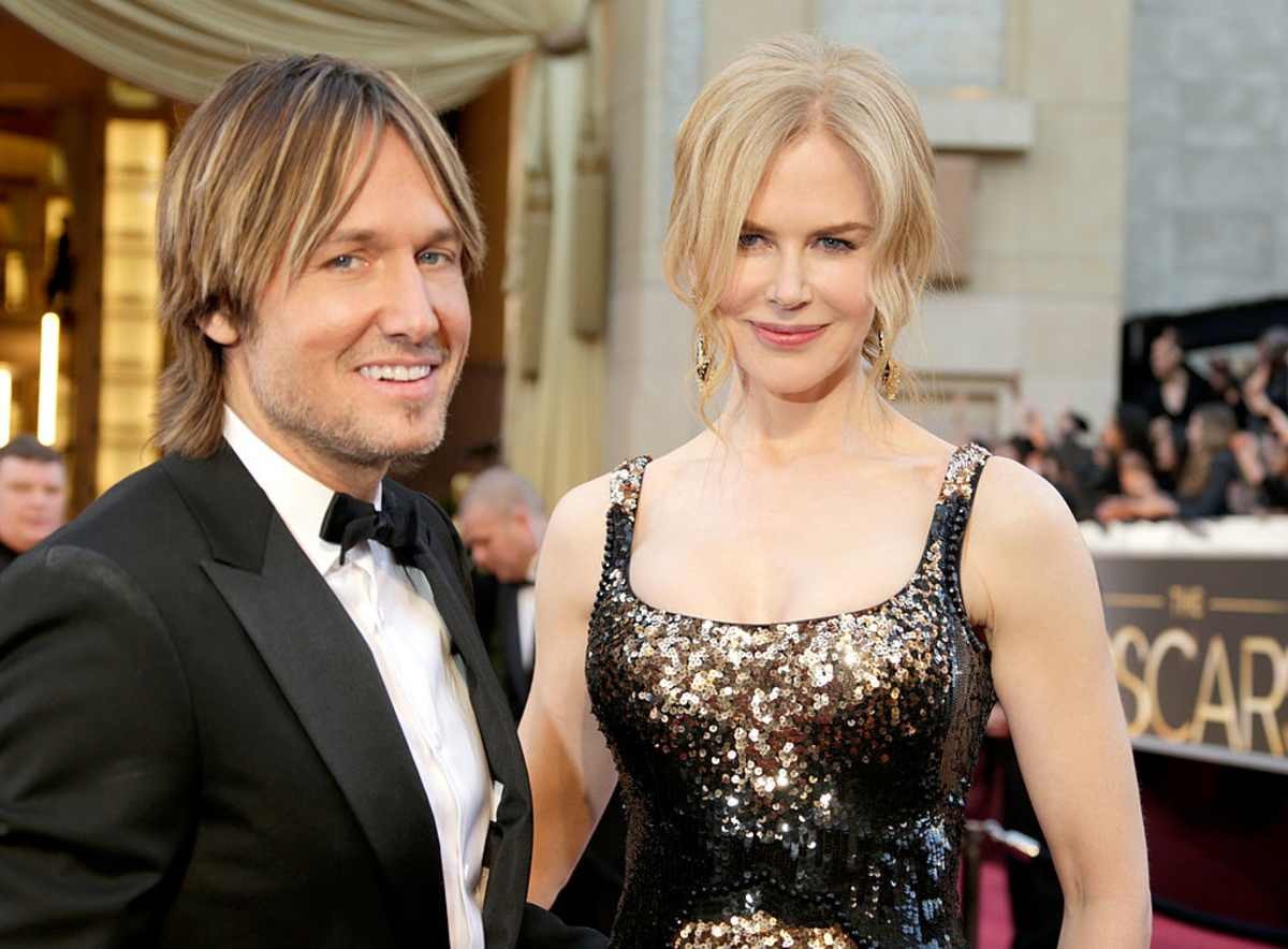 Image Source: Musician Keith Urban and actress Nicole Kidman arrive at the Oscars on February 24, 2013 in Hollywood, California. (Photo by Jeff Vespa/WireImage)
